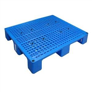 Pallet in plastica per nove corridori